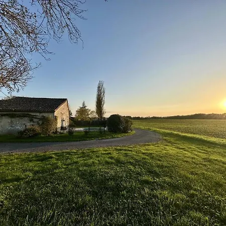 Detached Rural Barn With Private Pool * Saint-Aubin-de-Cadelech
